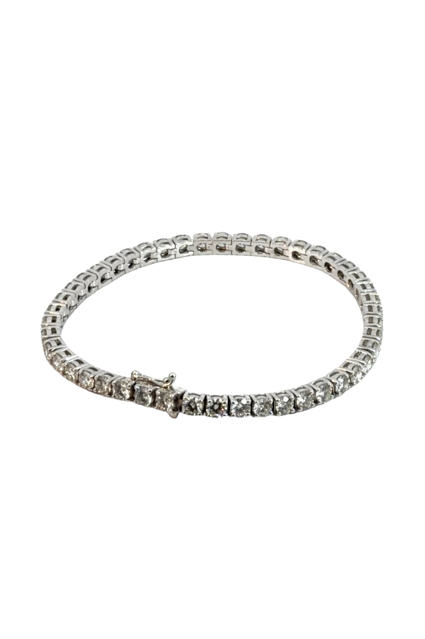 Diamond Line Bracelet in 18ct White Gold